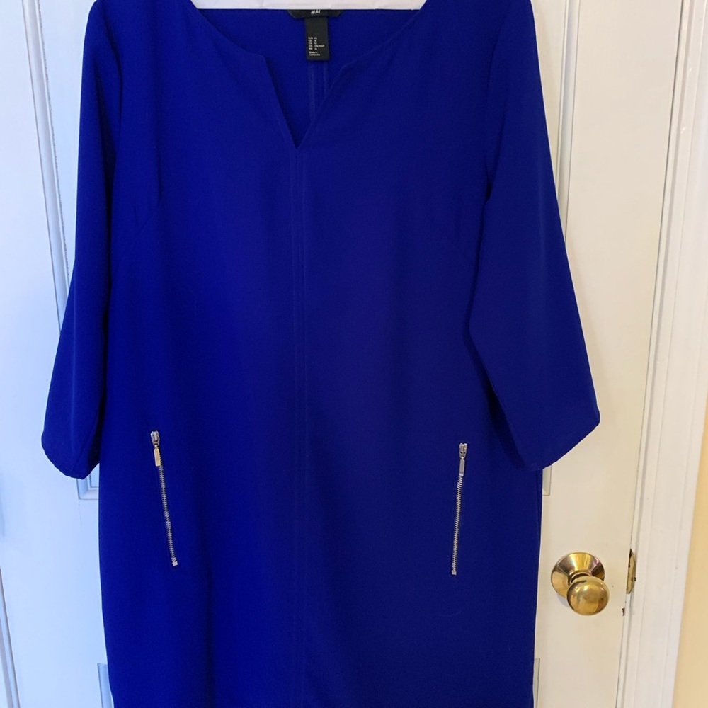 Blue 3/4 sleeve dress by H&M.
